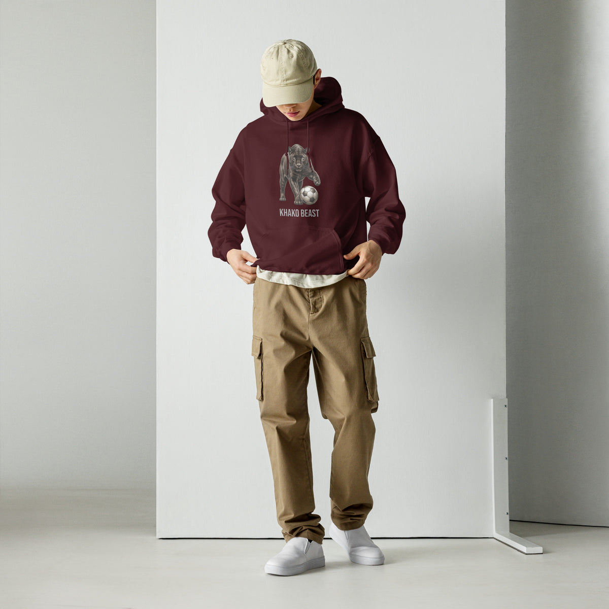 Hoodie Leopard Khako Wear maroon face — féroce et authentique diaspora